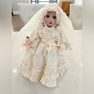Vintage Danbury Mint Porcelain Doll Sarah - A Frontier Bride